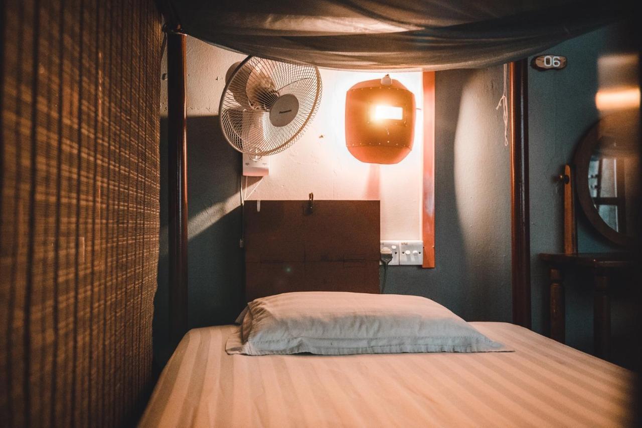 Motodorm Langkawi Pansiyon Kuah Dış mekan fotoğraf